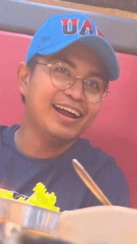 Pakyaw Pakito GIF - Pakyaw Pakito Esi Pakito - Discover & Share GIFs