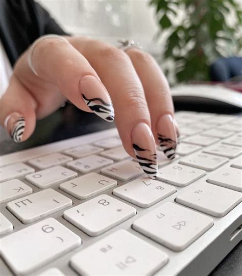 #aesthetic #nails #эстетика #маникюр #дизайнногтей #длинныеногти # ...