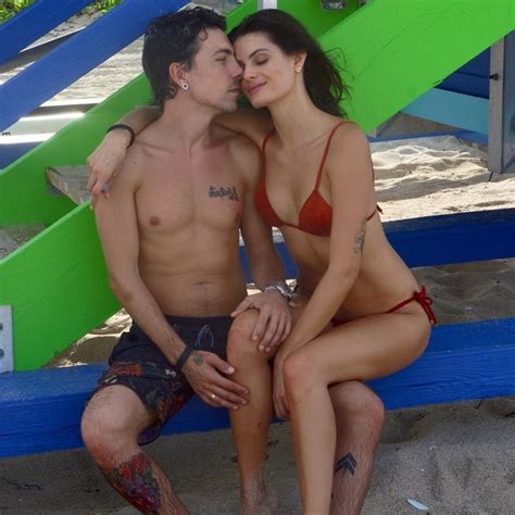 Di Ferrero E Isabeli Fontana - Di Ferrero relembra passeio romântico com Isabeli Fontana - Revista ...