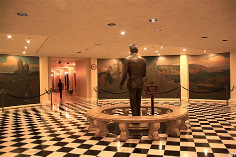 Murals that tell stories: The History of California | TftT