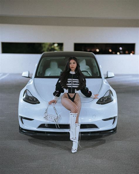 Alyssa Griffith | come on, chill with me? 🖤🏁 @FashionNova | Instagram