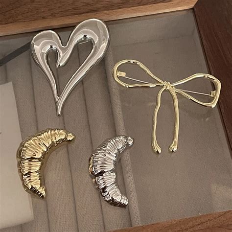 Брошь в виде персикового сердца с бантом, цвет в ассортименте | AliExpress