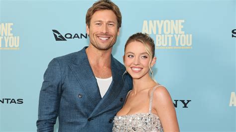 'Anyone But You': Sydney Sweeney, Glen Powell recall naked sing-along