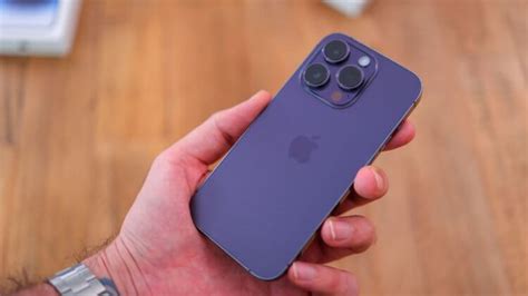 А нам норм! iPhone 14 Pro Max в России подешевел на 30 тысяч рублей ...