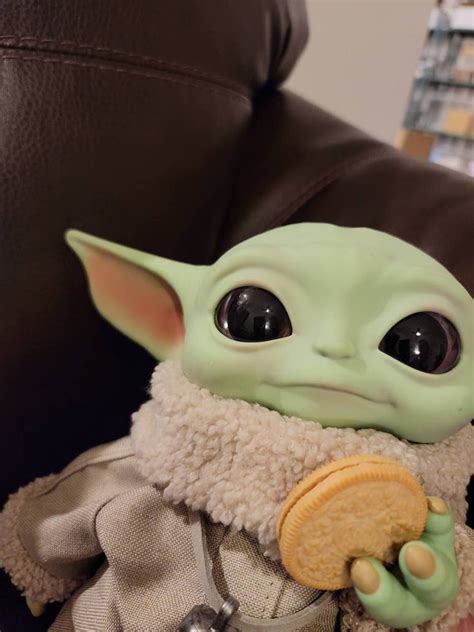Grogu hungry by rhetthoffmeister on DeviantArt
