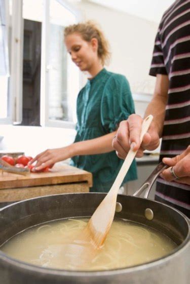how much corn starch to thicken