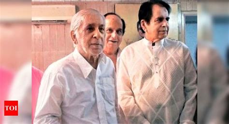 dilip kumar bereaved younger brother aslam khan passes  hindi