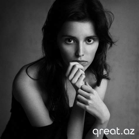Gözəl Qızların Şəkilləri (46 Foto)