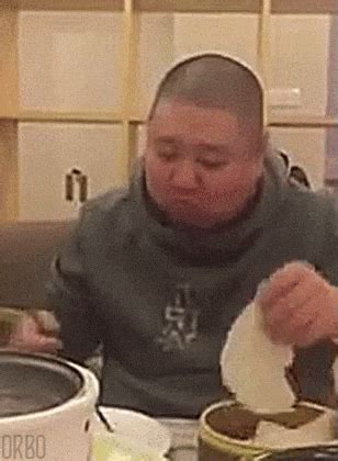 Bao Bun GIFs - Find & Share on GIPHY