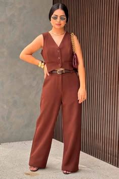 Look Com Colete Marrom - Look colete marrom all white em 2025 | Colete marrom, Look com colete ...