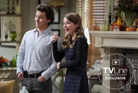 Georgie & Mandy's First Marriage trae de vuelta a (casi) toda la