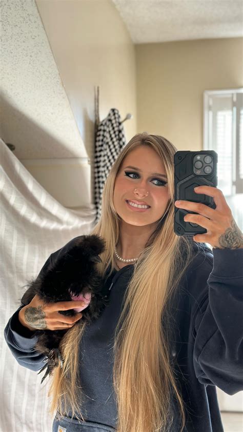 Welcome to my ranch. #jeeplife #alexisxj #jeepcherokee #countrylife #