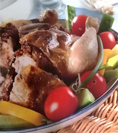 Жареная курочка с начинкой из белых грибов с орехами в духовке