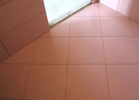 Варианты укладки плитки на пол: раскладка напольной плитки, способы и ...