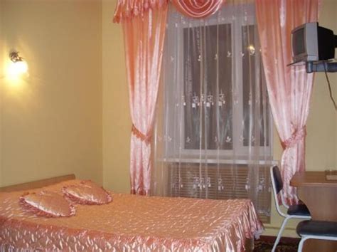GOSTINIY DVOR OMSK - Hotel Reviews (Russia)
