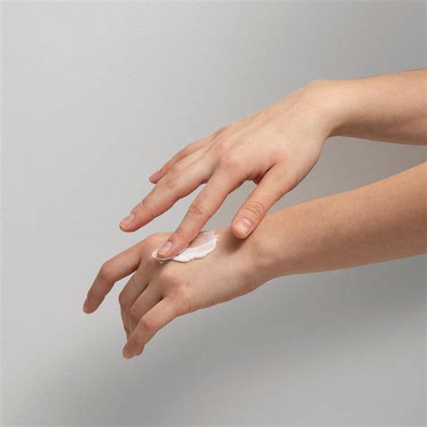 Skandinavisk - Hand cream | Connox