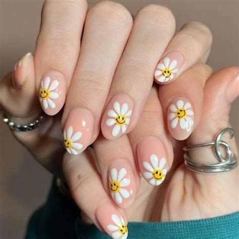 Маникюр с маргаритки | Страница 3 | Rozali.com
