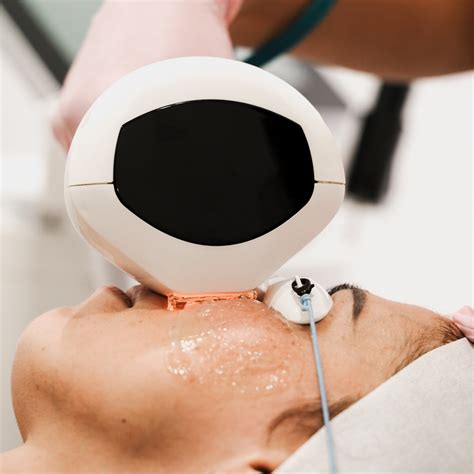 LUMECCA – Skin Bottega
