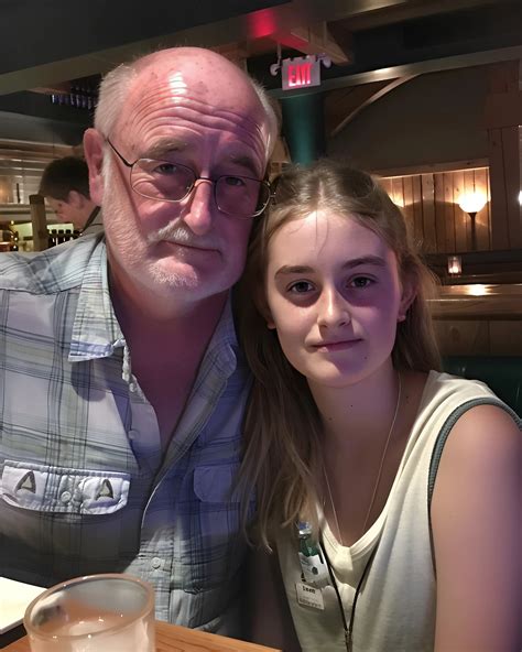 Mi hijastra me invitó a un restaurante y me quedé sin palabras a la