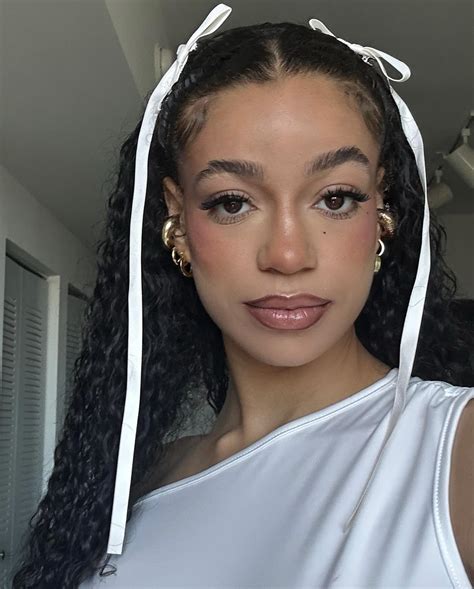 Syanne’s world🍄 (@syanne.hps) • Instagram photos and videos