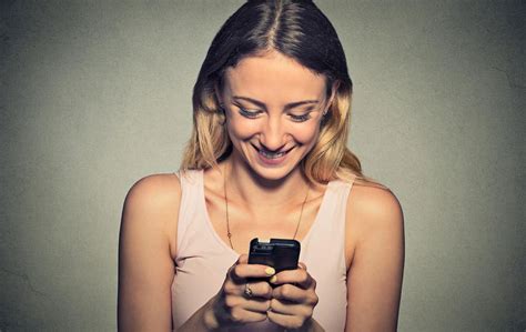 KnowledgeJewel.com | Advantages of no-contract prepaid cell phones