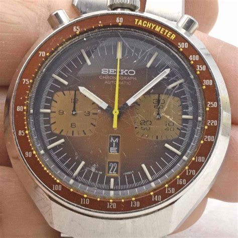 eBay Finds: A Rare Vintage Swatch, Two Cool Bulovas, and a Classic