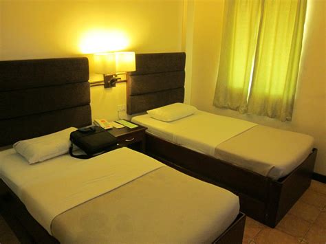 MO2 DAYS INN - Prices & Hotel Reviews (Bacolod, Philippines)