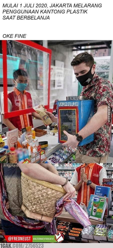 lucu bawa barang belanjaan  nyeleneh abis