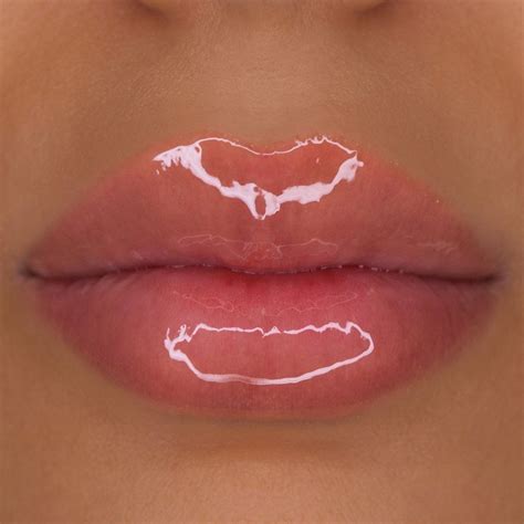 So Plumped Lip Gloss | Glossy makeup, Glossy lips, Lip colors