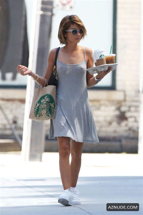 Sarah Hyland Braless in Toronto - AZNude