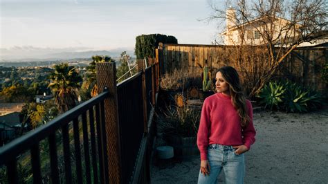 Jinger Duggar Vuolo Revisits Her Religious Upbringing - The New York Times