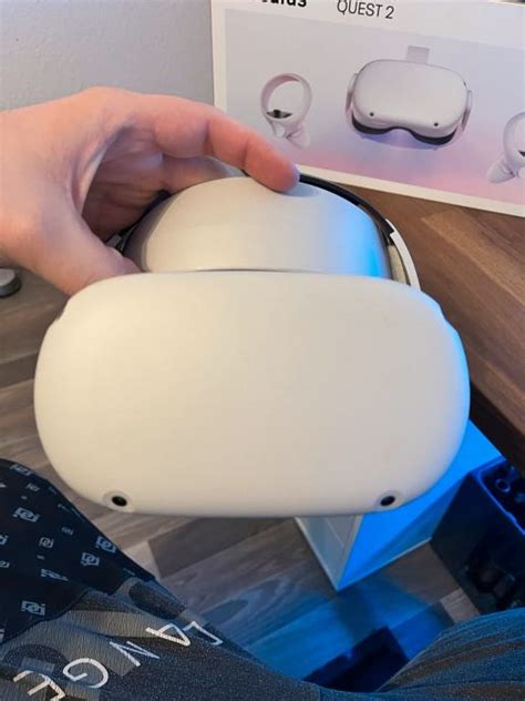 Oculus Quest 2 256 GB s številnimi dodatki.