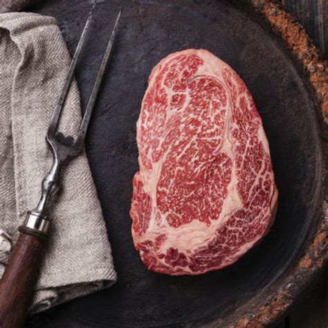 Купить стейк из японской мраморной говядины Вагю, Wagyu