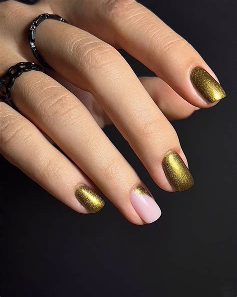 Unghiile ca manifest al identității: eleganță și creativitate