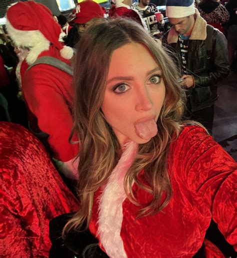 Ava Louise Nude Leaked