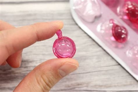 Surprising finish with one grain! Capsule hair oil "ellips" that you ...