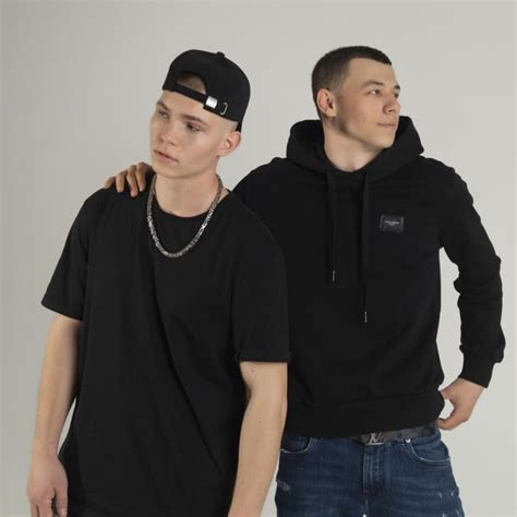 BRANYA & MACAN – Пополам [Demo] Lyrics | Genius Lyrics