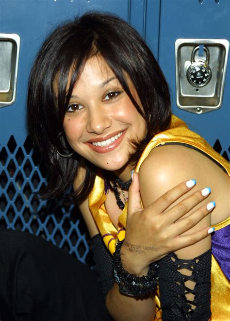 Picture of Lalaine in General Pictures - Lalaine_1296173715.jpg | Teen