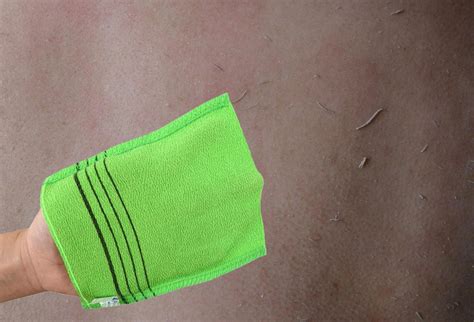 Exfoliate Your Skin With Italy (Korean) Towel : 7 Steps (with Pictures ...