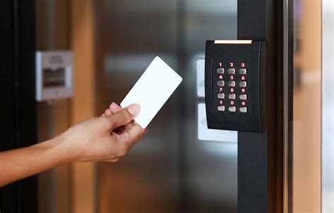 advantages  implementing  access control system sei security