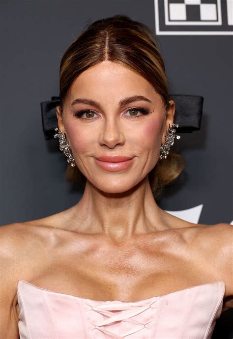 Kate Beckinsale's shocking transformation stirs debate online