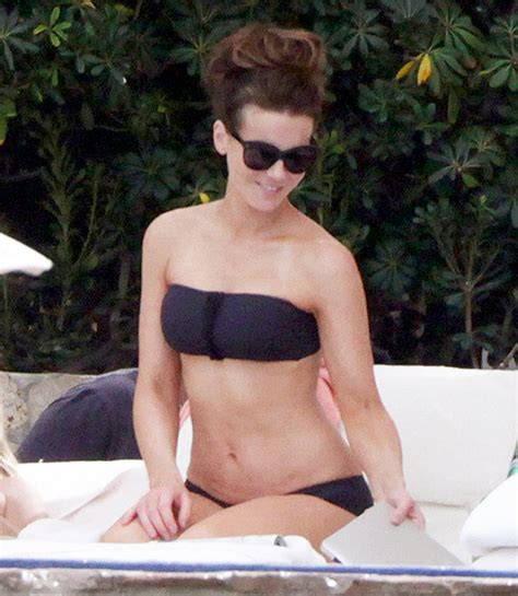 kate beckinsale wears orange white bikini platform sandals  pic