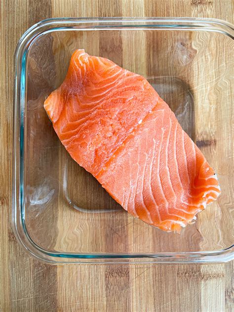 How to Microwave Salmon Without Smell: A Complete Guide
