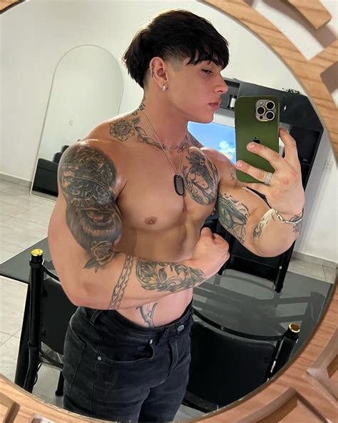 Nicolás Acosta (@nicoacostaook18) • Instagram photos and videos