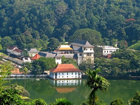Visiter Kandy en famille avec des enfants
