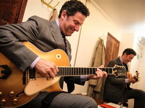 G1 - John Pizzarelli mostra versões jazz bossa nova de Paul McCartney ...