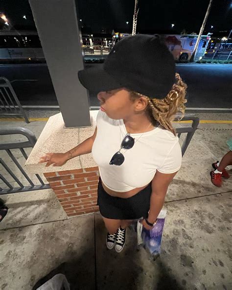 Tamara Smith (@tamarasmith._) • Instagram photos and videos