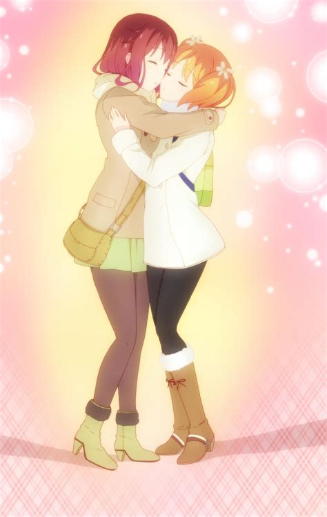 Yuu and Haruka embracing [Sakura Trick] : r/awwnime
