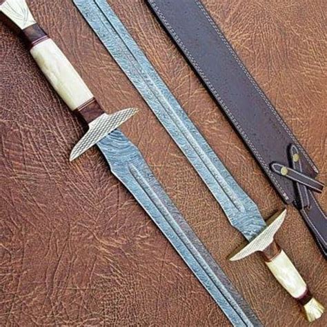 Handmade damascus swords, battle ready damascus steel sword - Inspire ...