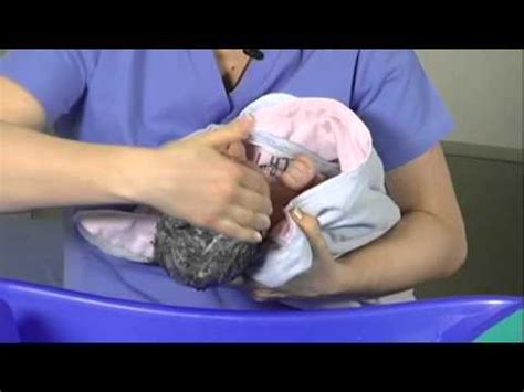 GRH Baby's First Bath - YouTube